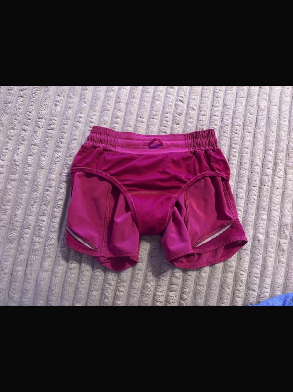 lululemon Hotty Hot Short Ripened Raspberry 4” - Picture 5 of 9